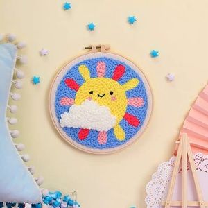 Punch needle handicrafts Sun Smiling Face
